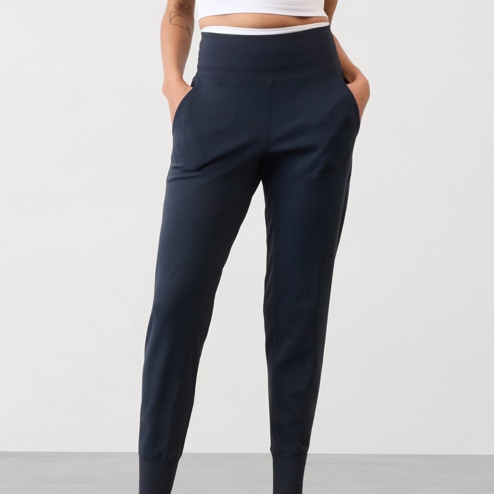 Athleta Venice Jogger